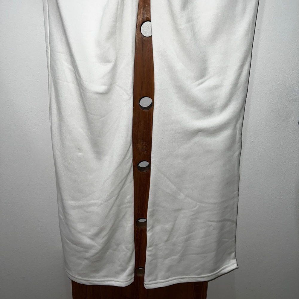 ๐ Edikted Cruz Low Rise Flared Sweatpants - Picture 8 of 9